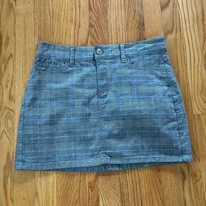 ***American Eagle Women’s Gray Plaid Hi Rise Mini Skirt Sz 4R